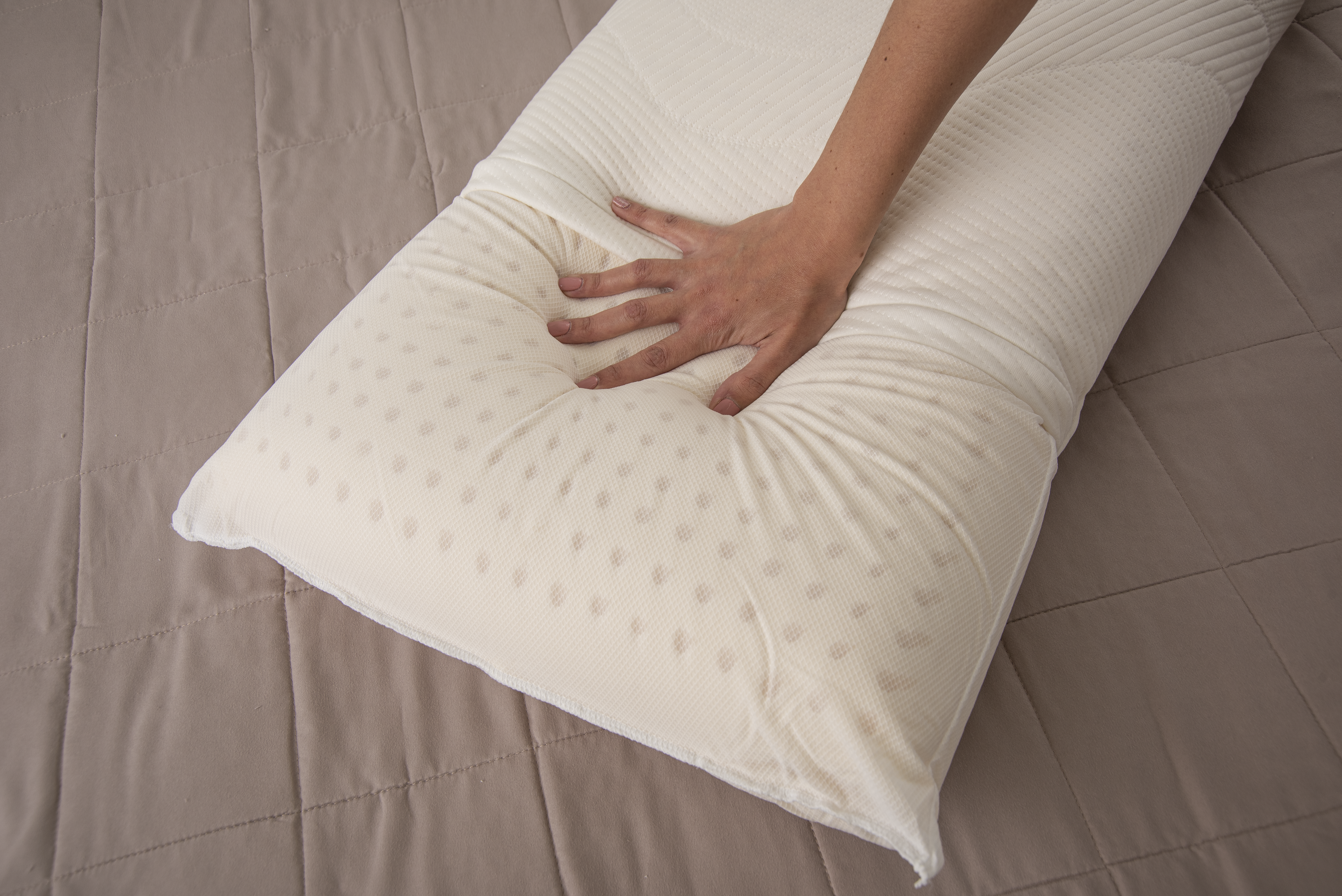 Almohada Signature Latex Premium 50X70
